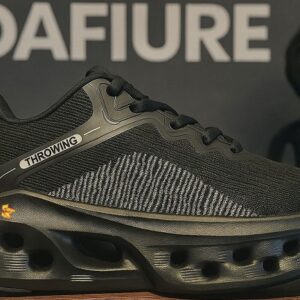 THROWING-AA4016.6-22334-Hombre-Negro