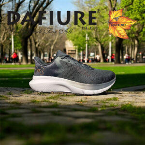 UNDER ARMOUR-3028256-017-GRIS-22374-Hombre